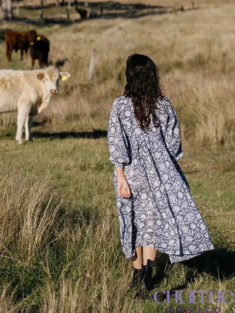 🌸🌼 Bem-vinda à coleção mais fresca e encantadora da estação: o Vestido Clara da Coleção Primavera/Verão 2023! 🌼🌸