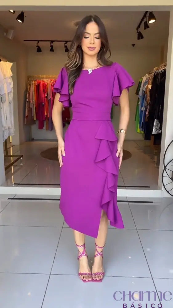 Vestido Amethyst – A Delicadeza da Elegância!