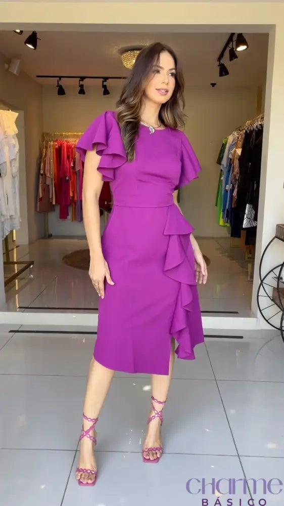 Vestido Amethyst – A Delicadeza da Elegância!